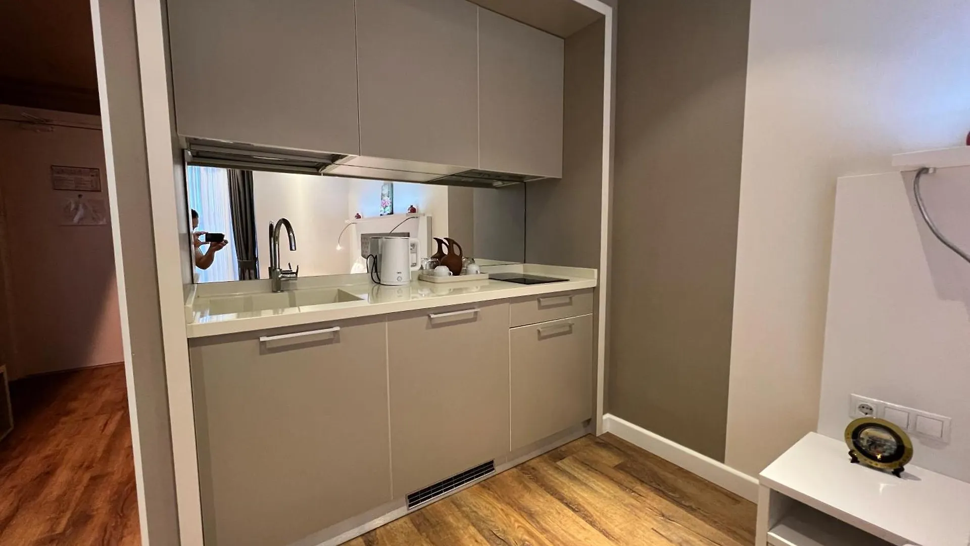 Courttyard Panorama Apartment Batumi